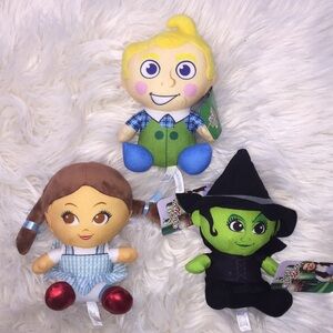 Set of 3 Wizard of Oz plush toys. NWT.